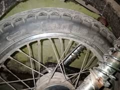 125 Tyre For Sale back Tyre In Good Condition Just 4Din Use Hua