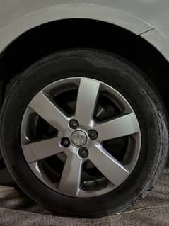 Suzuki swift 2019 Rims and tyres 0