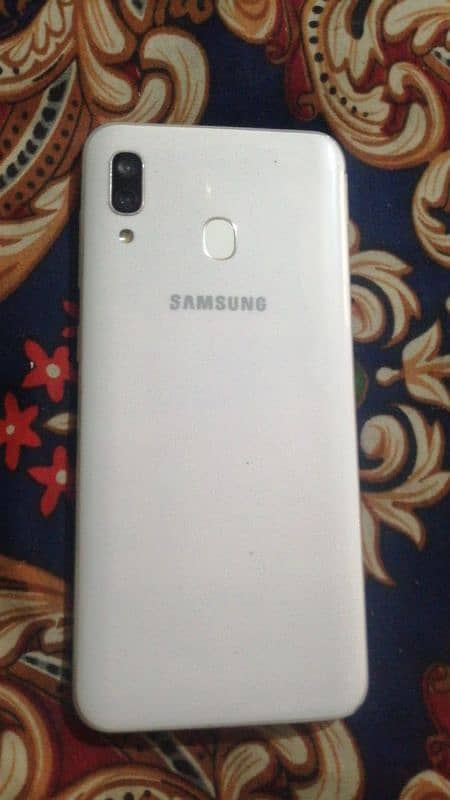 samsung a30 1