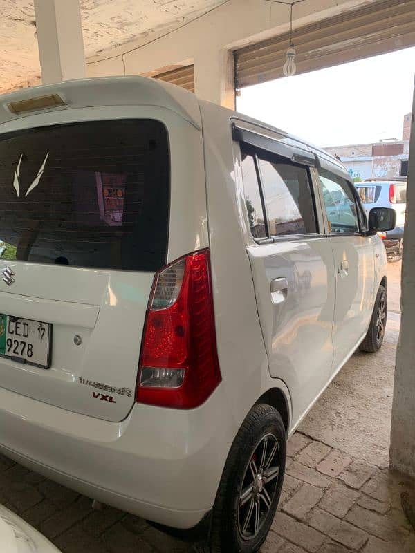 Suzuki Wagon R 2017 4