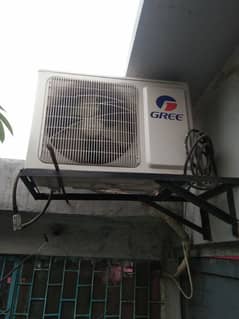 gree AC good conditions contact 03084950233