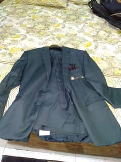 dark greenish 3 piece pent coat for boys