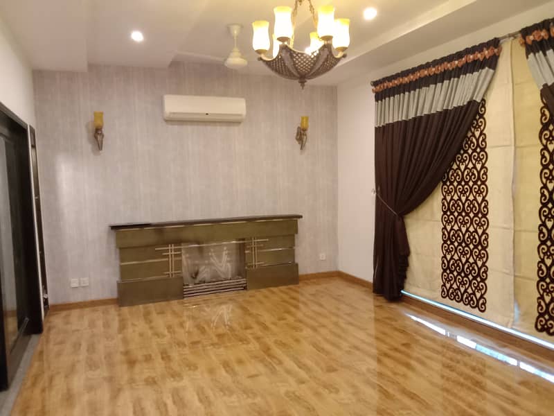 1 Kanal Stylish New Out House Available For Sale DHA Phase1 Prime Location 16