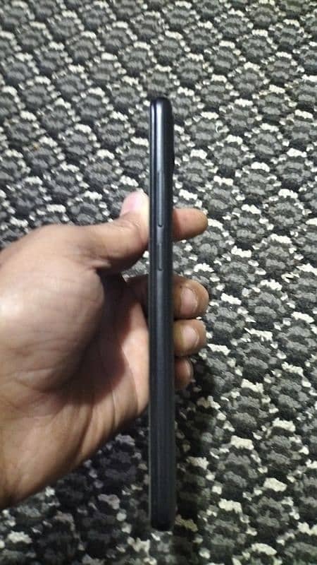 redme 10 a 6 128 hi only mobile hi pta aprod huha hi 4