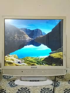 Dell 17 inch computer Monitor. . . 0