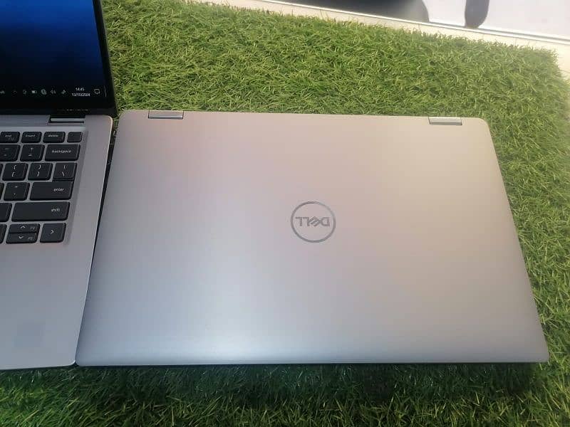 Dell 5410 i7 10th Generation Glassless Touch Display 16/256 0