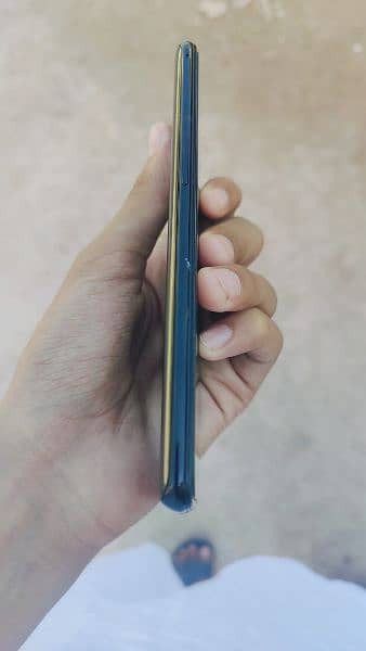 One plus 6t all okay haa 10/10 condition Snapdragon845 1