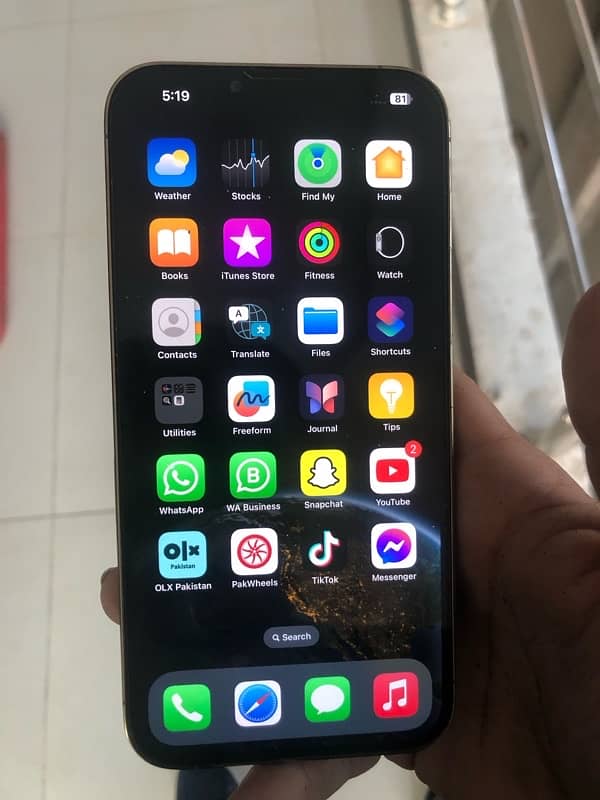 i phone 13 pro max 4