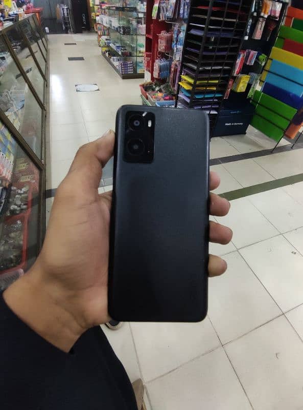 oppo A76 6+6/128gb 10/10 exchange with iphone 11 3