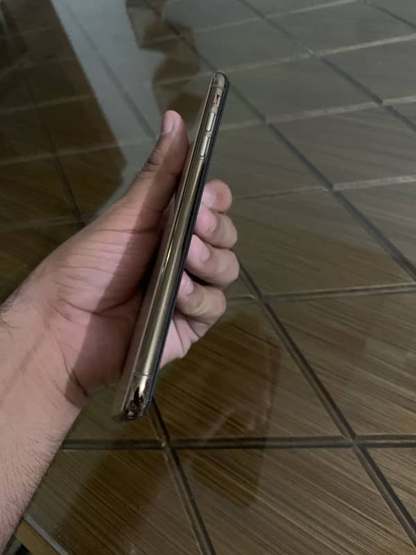 Iphone xs max dual sim pta approved 3