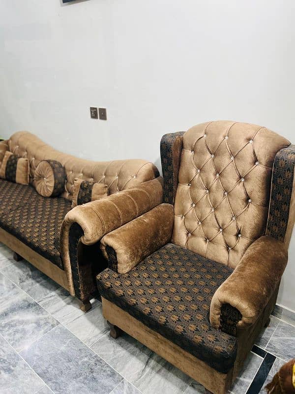 5 seater sofa with table for sale 2