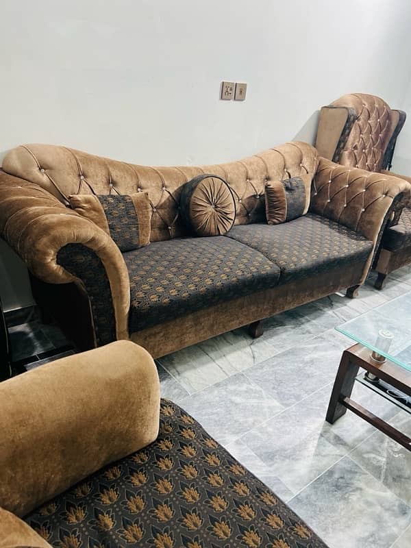 5 seater sofa set with table 2