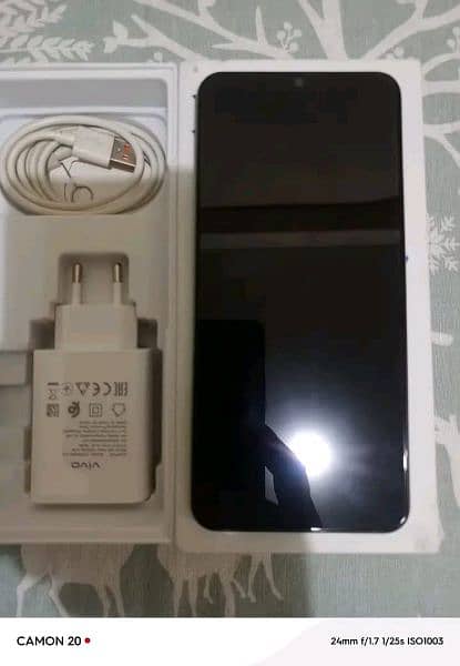 Vivo y03 4 GB ram 64 GB memory 0328/2741/877 1