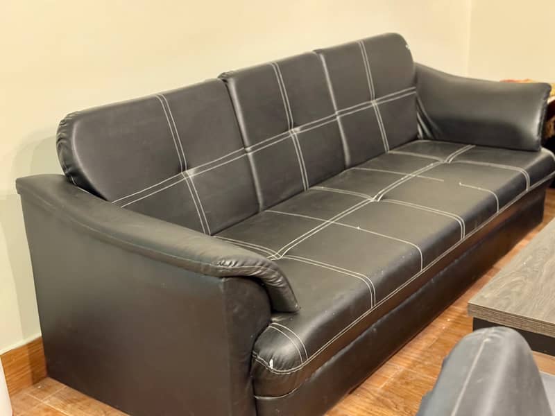 Executive Office Tables, Chairs and Sofas for Sale 3