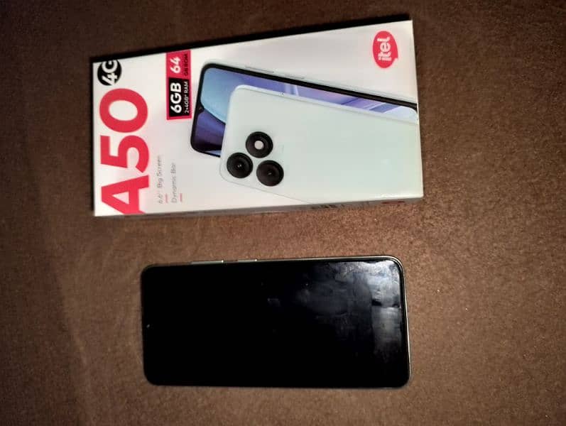 itel A50 new Mobile sirf 5 din use huwa full dabi pack hain 10/10 0