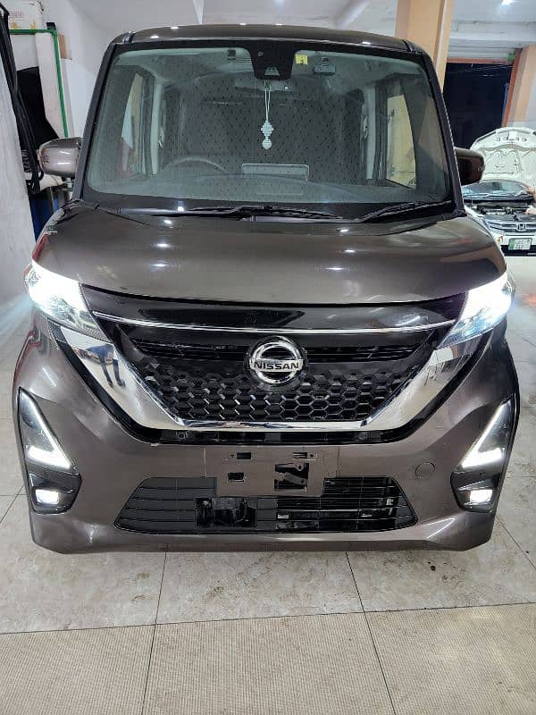 Nissan Roox highway star hybrid 20/24 19