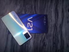 Vivo V21 (8+4/128)