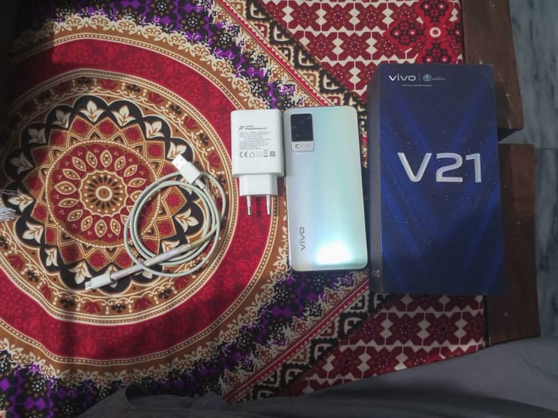 Vivo V21 (8+4/128) 1