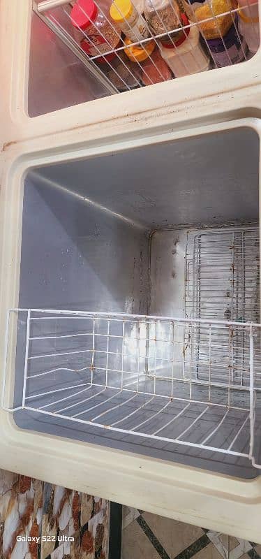 Dawlance deep freezer double door 2