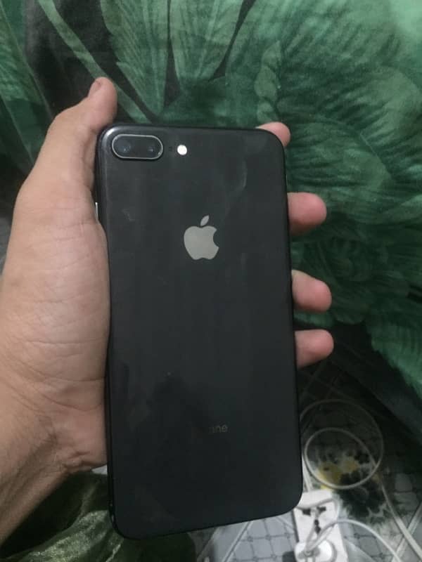 IPhone 8+ 64gb black colour glass change 76battery health 3