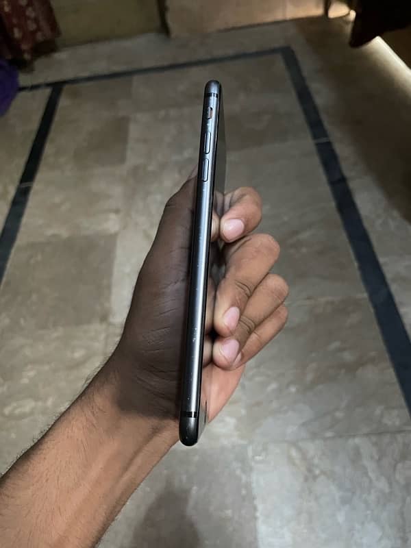 iPhone 8 Plus non_pta 0