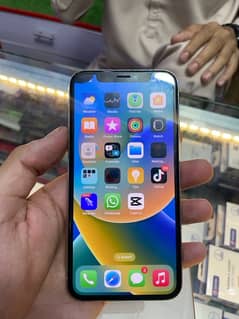 iPhone x 256 pta