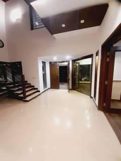 10 Marla Luxury House Available For Rent In Eden city Lahore