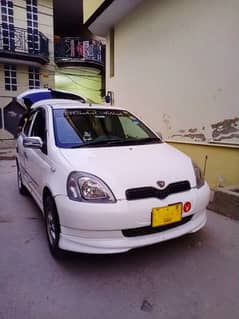 Toyota Vitz 2000 4 door auto 1000cc 2014 registered.