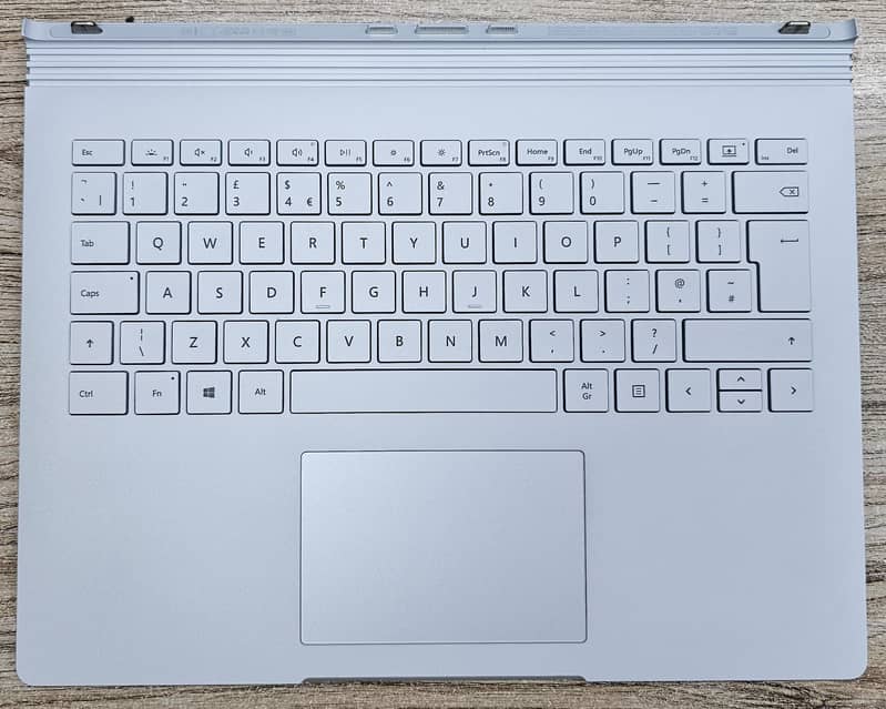 Microsoft Surface Book 3 1900 (i5-10th-8-256-13.5”-4K-T) - ALFA TECH 9