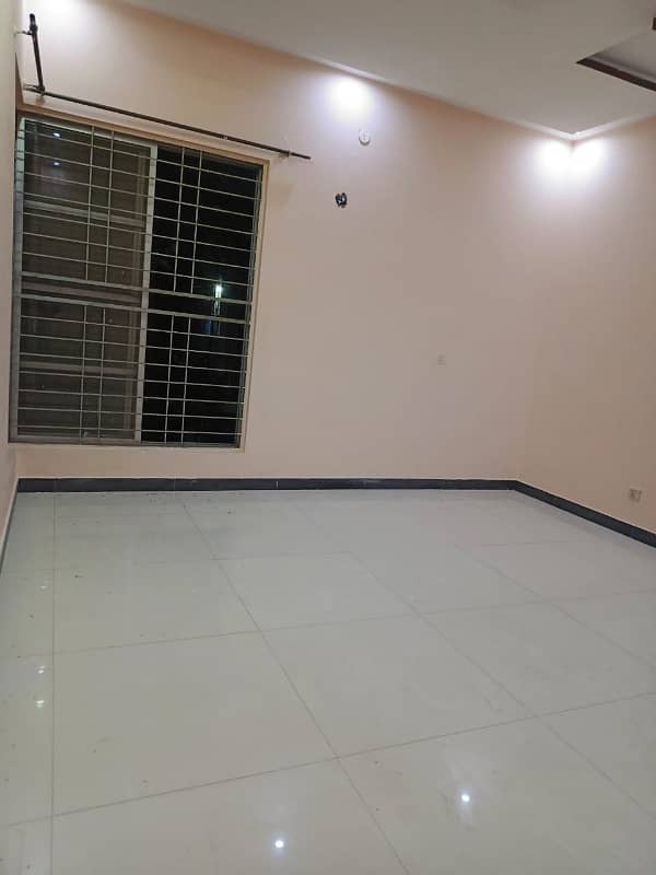 2 KANAL HOUSE FOR SALE IN GARDEN TOWN BABER BLOCK 11