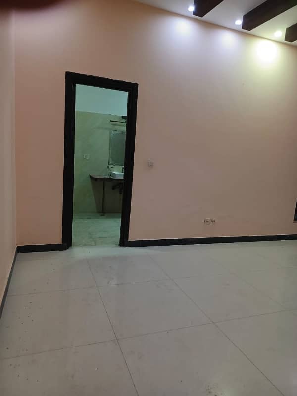 2 KANAL HOUSE FOR SALE IN GARDEN TOWN BABER BLOCK 19