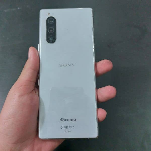 Sony Xperia 5 Mark 1 1