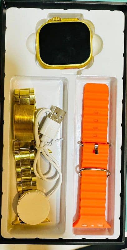 Ultra 6 smart watch with Golden chain 5