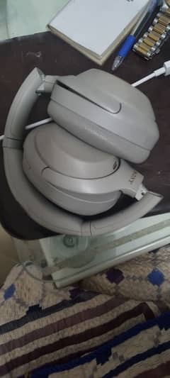 Sony Wh1000XM4 Headphones