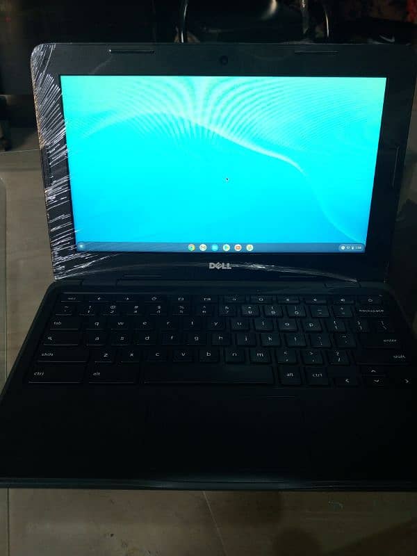 dell chromebook 4gb . 16 gb. 1