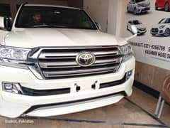 Toyota Land Cruiser 2017 zx full house