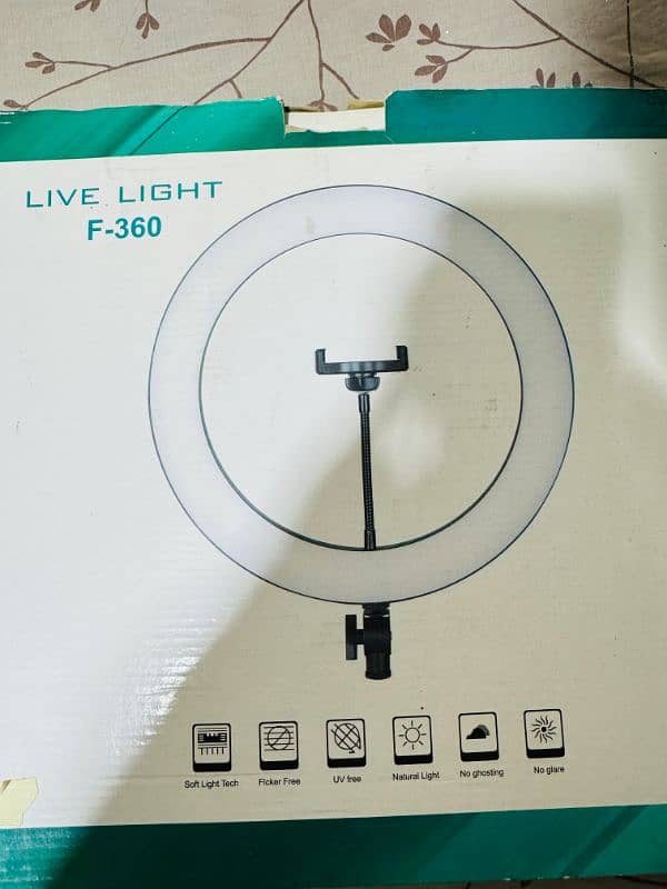 Ring light with Stand only 1 month used 2