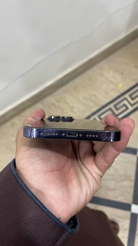 Iphone 14 pro max deep purple 256gb dual sim PTA approved 1