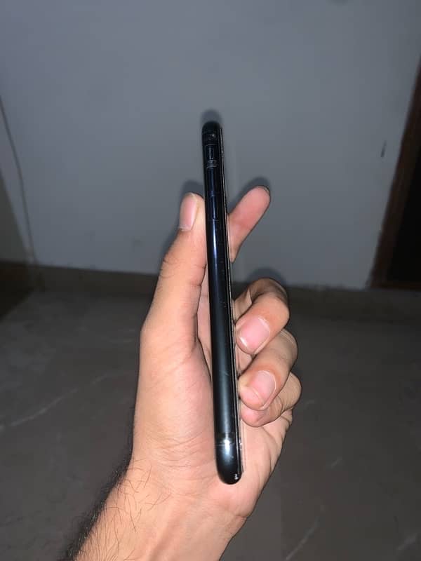 Iphone XR non pta 4