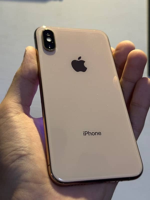 iphone xs 4