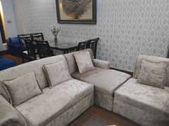 L shaped 5 seater sofa