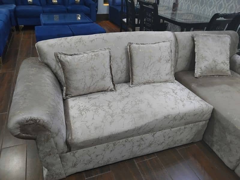 L shaped 5 seater sofa 3