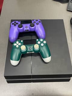 Ps4 with 2 controllers