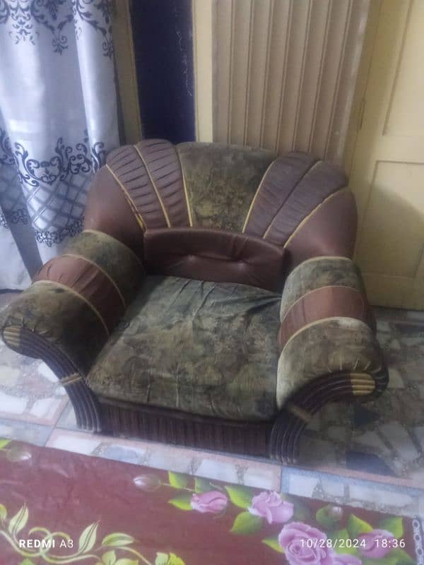 sofa 7 seater 1