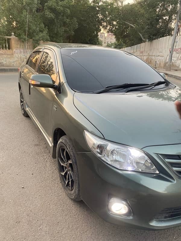 Toyota Corolla Altis 2011 5