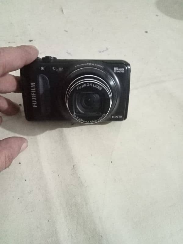 Fujifilm F660 EXR for sale 2