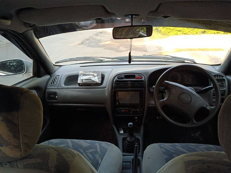 Suzuki Baleno 2004 8