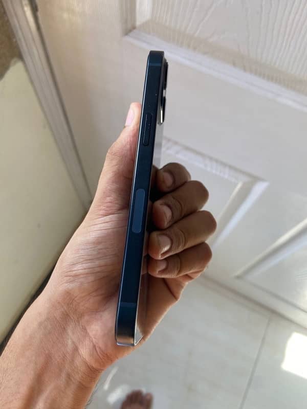 IPHONE 13 NON PTA FOR SALE 3