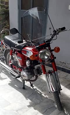 Yamaha YB 100 (vintage) japanese