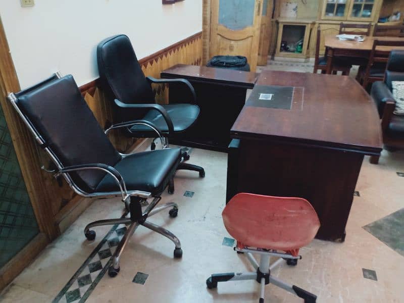 Office table and three office chairs collectively for sale 4